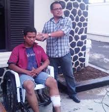 DORRR....KAKI DI TEMBAK..!!!