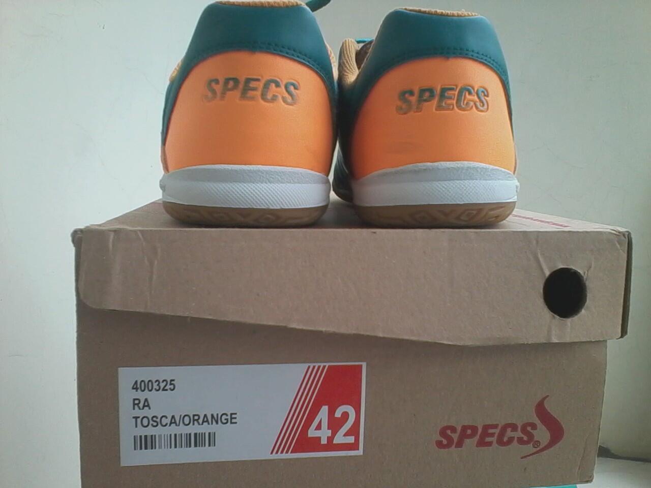 WTS SEPATU FUTSAL SPECS RA (BARTER ADIDAS TOP SALA) & ADIDAS F10 MURMER AJA !!SIZE 42