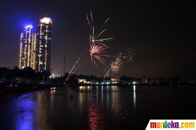 &#91;PIC&#93;Melihat Perayaan Malam Tahun Baru 2014 di Berbagai Negara