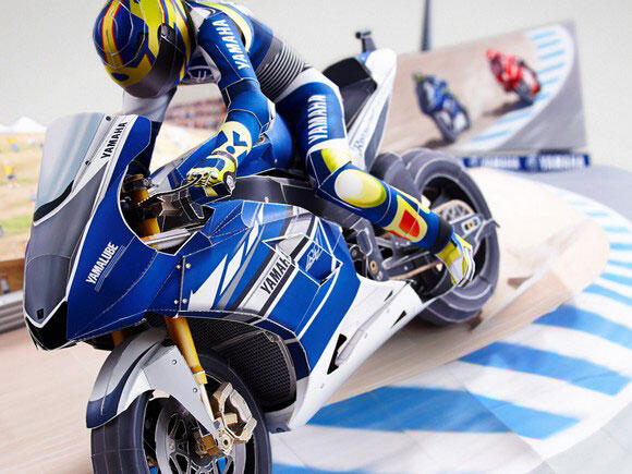 &#91;PIC&#93; Papercraft Aksi Valentino Rossi di Laguna Seca