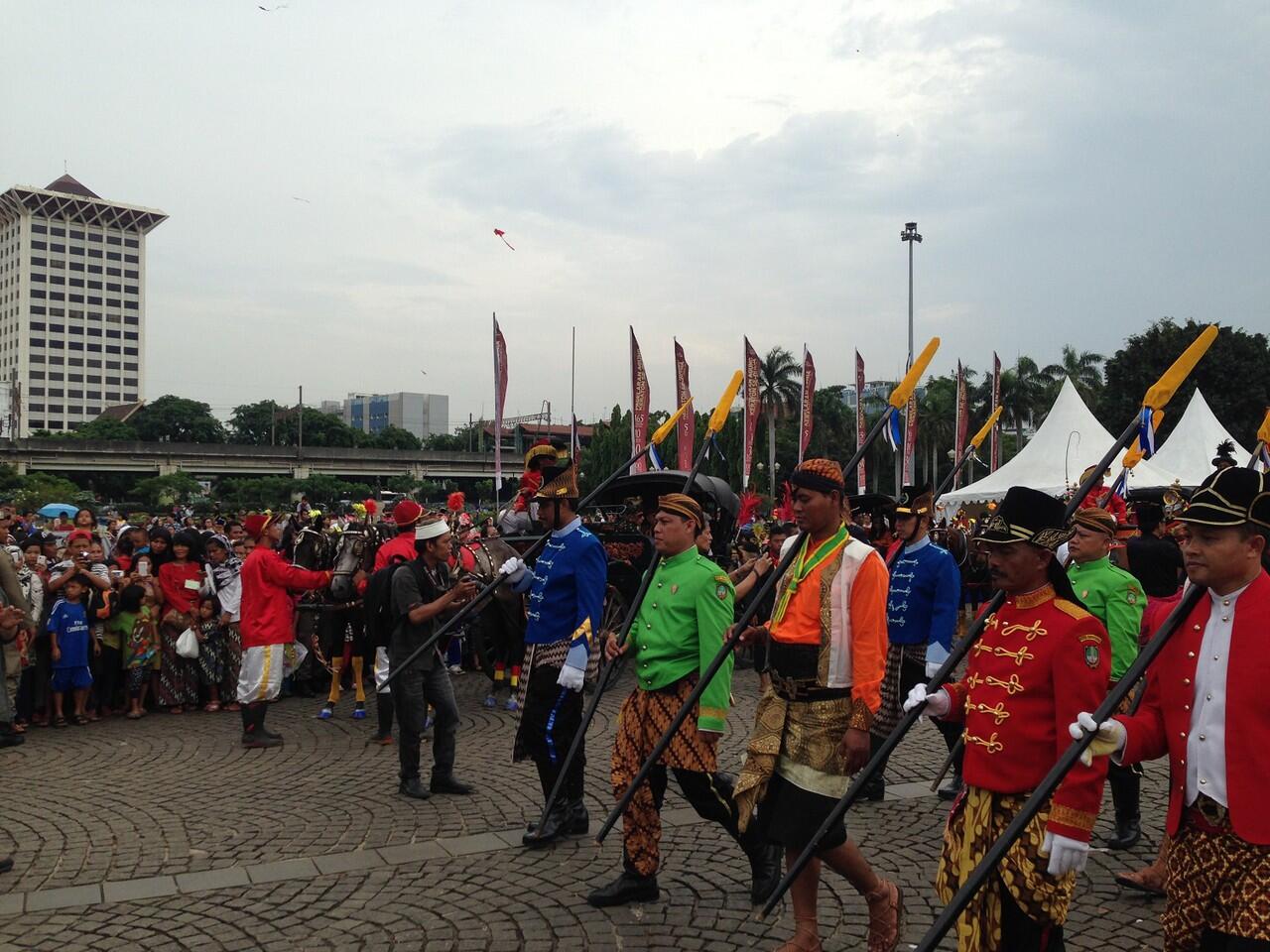 World Royal Heritage - Kirab Budaya Pagelaran Agung Keraton Sedunia 2013
