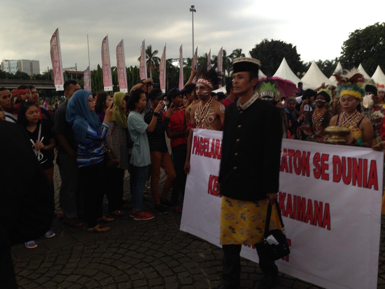 World Royal Heritage - Kirab Budaya Pagelaran Agung Keraton Sedunia 2013