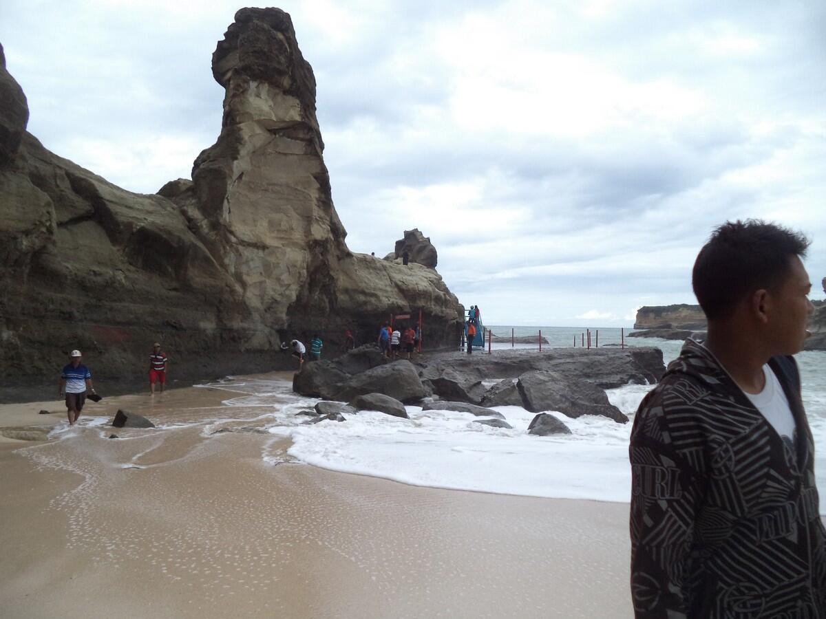 ~ Seruling Samudera PANTAI KLAYAR, PACITAN ~ nyesel gak mampir gan!