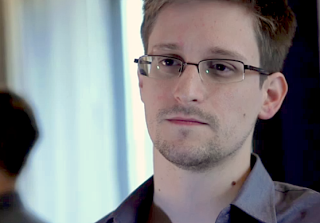Tempat Awal Mula Snowden Belajar Hacking