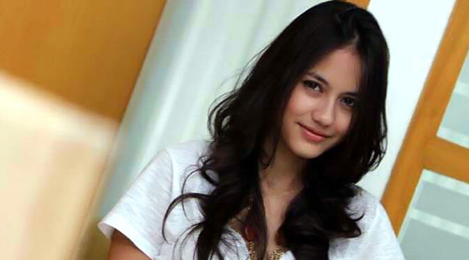 &#91;POLL&#93; Agan dan Agan wati pilih mana diantara 4 artis Indonesia ini ?
