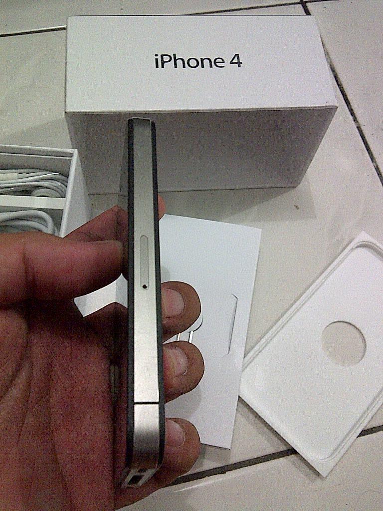 JUAL BU iphone 4G 16GB SEMARANG smg