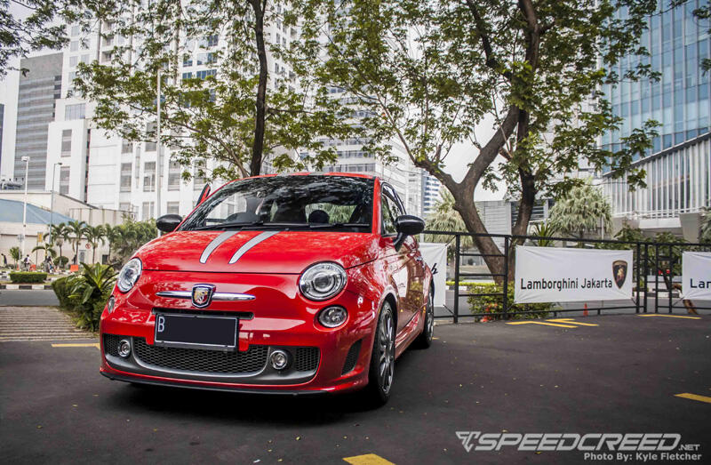 Fiat Abarth 695 Tributo si &quot;Kecil&quot;.. sebuah penghormatan buat Ferarri