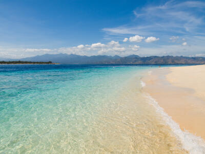 PAKET TOUR LOMBOK 2 HARI 1 MALAM BY RIANG TOUR (KODE RLLC 01)
