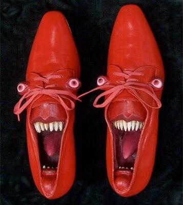 Kumpulan Sepatu Unik dan Kreatif