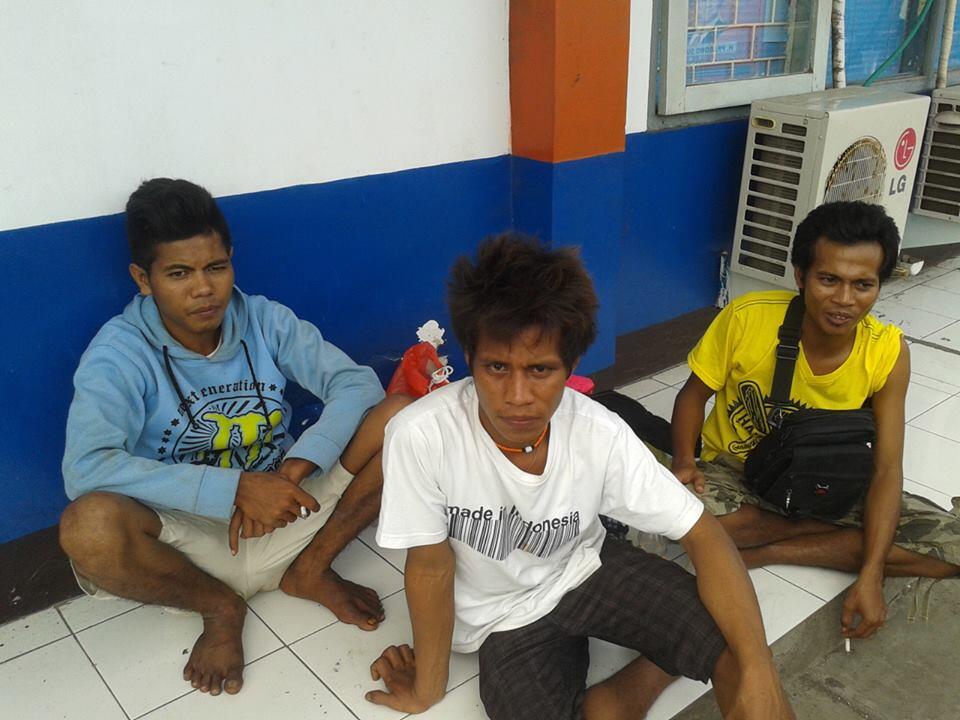 KAPAL TENGGELAM "Kapal Bocor Tetap Berangkat"