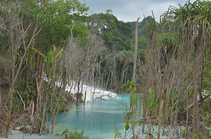 Keindahan Kawah Tinggi Raja Sumatera Utara