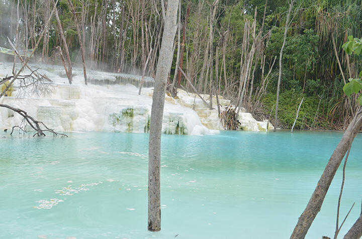 Keindahan Kawah Tinggi Raja Sumatera Utara