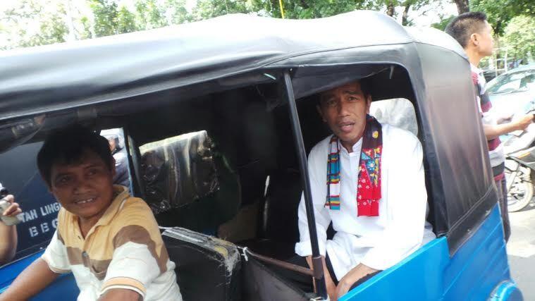 Diteriaki Warga 'Pak, RI-1 Yooo?!', Jokowi Menjawab 'Ngggiiiih' 