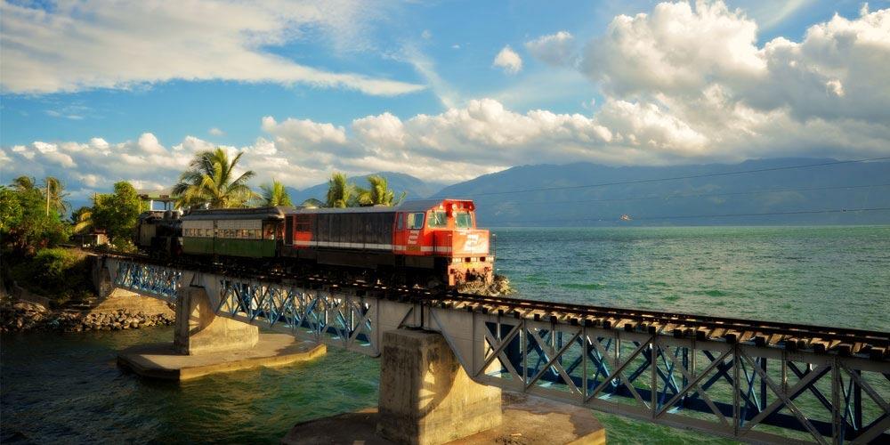 ALASAN REL KERETA API BANYAK BATU BERKERIKIL