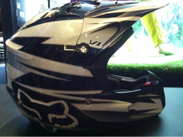 Helm fox original