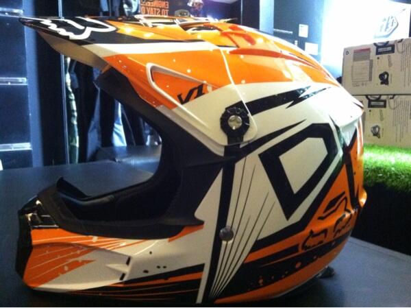 Helm fox original