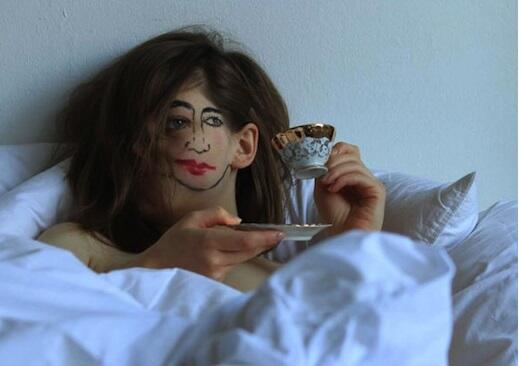 Menduakan Wajah Dengan Goresan Kasar Efeknya Luarbiasa Terhadap Persepsi Kita