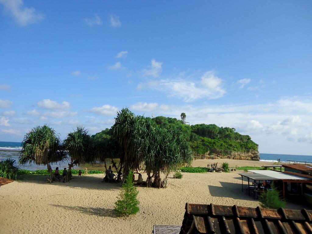 Pantai-pantai perawan yang cantik di Yogyakarta