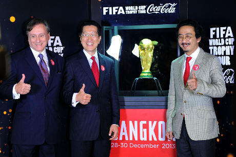 Trofi Piala Dunia ke Jakarta: Kunjungi Istana Negara Hingga Dilihat-lihat Fans