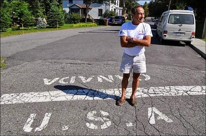 MELIHAT KEUNIKAN PERBATASAN ANTARA 2 NEGARA