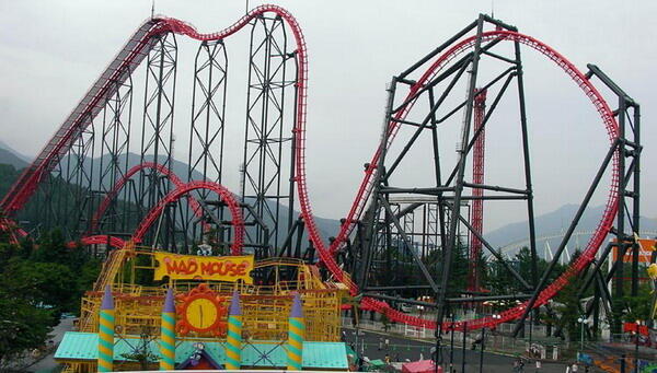7 Roller Coaster Terunik di Dunia