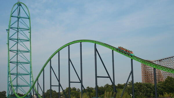 7 Roller Coaster Terunik di Dunia