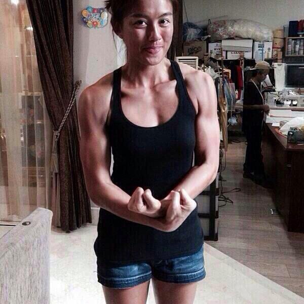 Penampilan Baru Agnes Monica (Tambah Keker Booo')