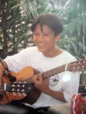 FOTO ARIEL MASIH MUDA GAN