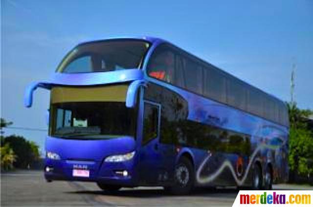  Bus mewah bertingkat dipamerkan di Jakarta pekan ini 