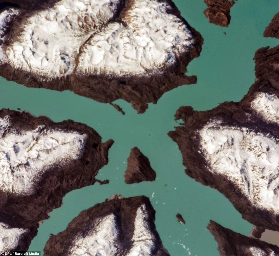 Keindahan Wajah Bumi dari Luar Angkasa