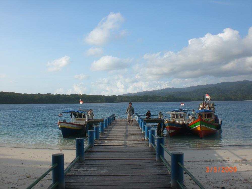 Kabupaten Pandeglang &#91;&quot;Surga&quot; Yang Katanya Ketinggalan Jaman&#93;