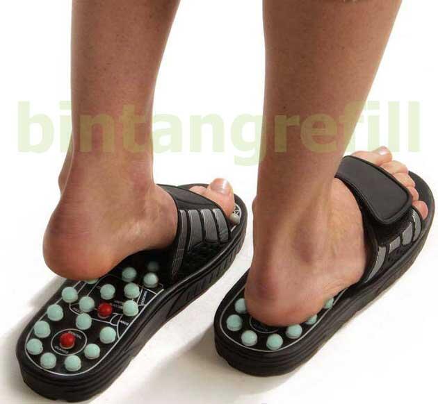 Terjual Sandal  Refleksi  Lanaform Foot Reflex memijat pada 