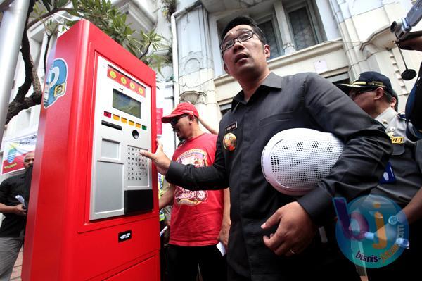 Dua Minggu Diujicobakan, Warga Sudah Paham e-Parkir di Braga Bandung