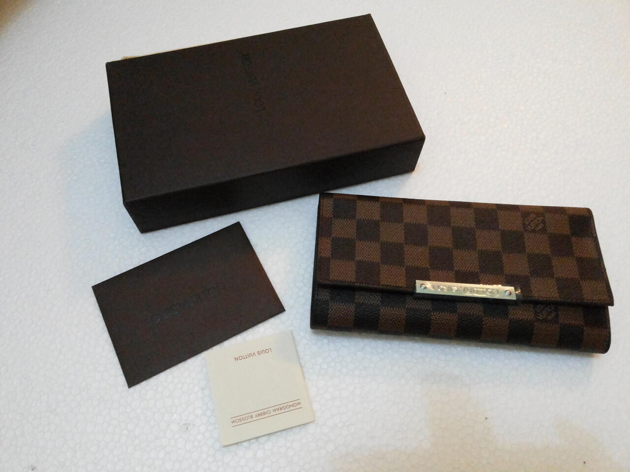 Jual Dompet Branded Murah (Eceran dan Grosir)