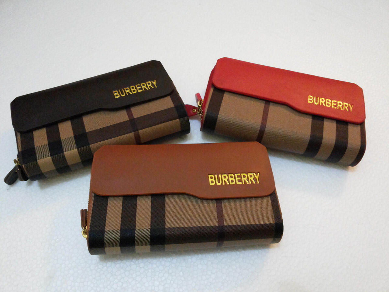 Jual Dompet Branded Murah (Eceran dan Grosir)