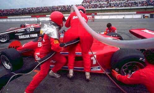 senyum aja gpp,. monggooo