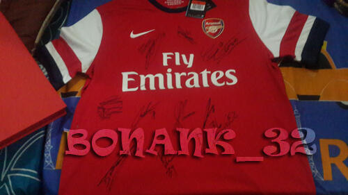 (RARE) Jersey Arsenal Original Plus 8 Tanda Tangan + Box Exclusive
