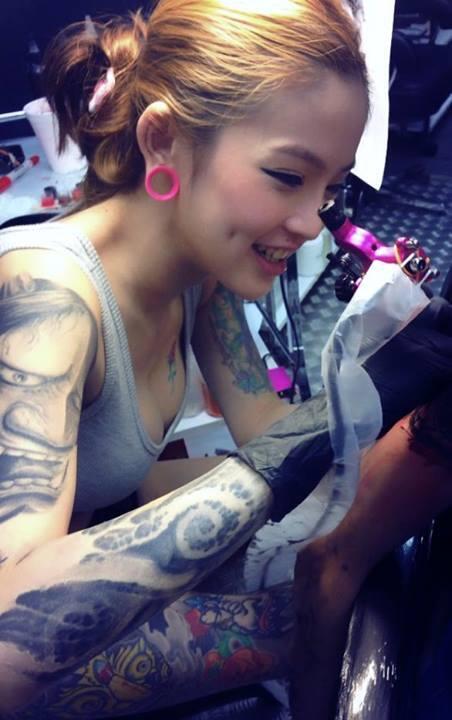 Gadis yg Mungkin Tidak Agan Suka (Masih Pengen Punya Iman, Jangan Masuk) (BB 21++)
