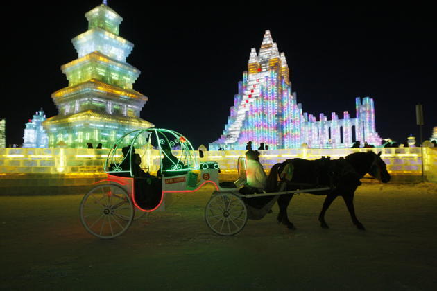 KEREN !!!!! Festival ES di China Gan