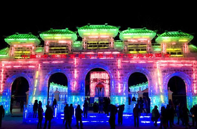 KEREN !!!!! Festival ES di China Gan