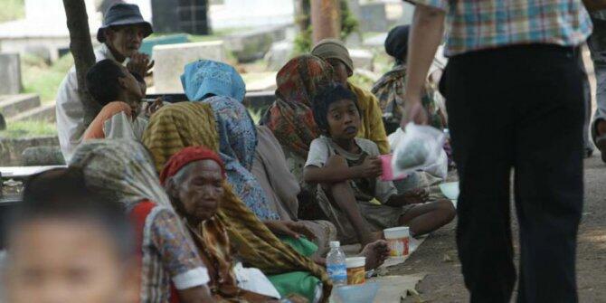 Parah gan, Mengaku cari makan, pengemis di Jakarta ogah dikasih makanan
