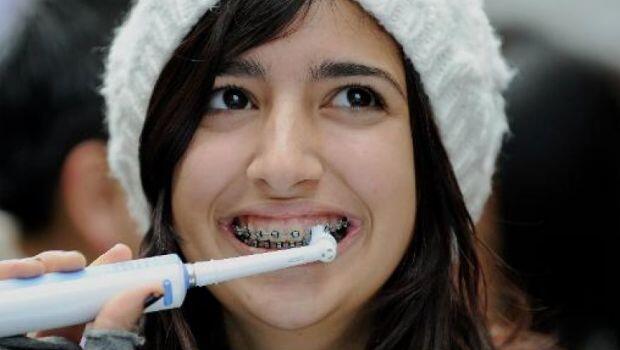 Sikat Gigi Cerdas, Pertama yang Terhubung dengan Internet