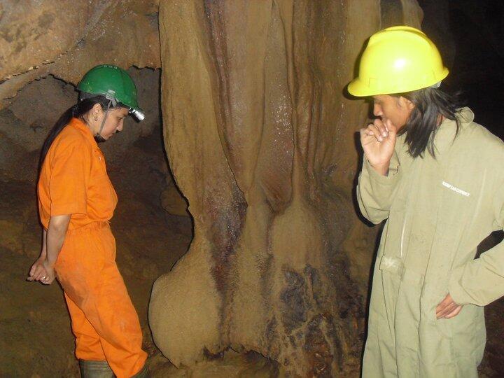 Kok bisa ada goa sih???