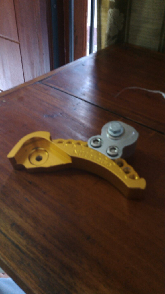 peninggi dan pengundur shock mio NUI RACING gold