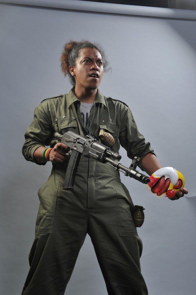 Para pemain film COMIC8