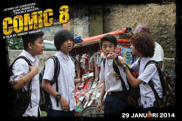 Para pemain film COMIC8
