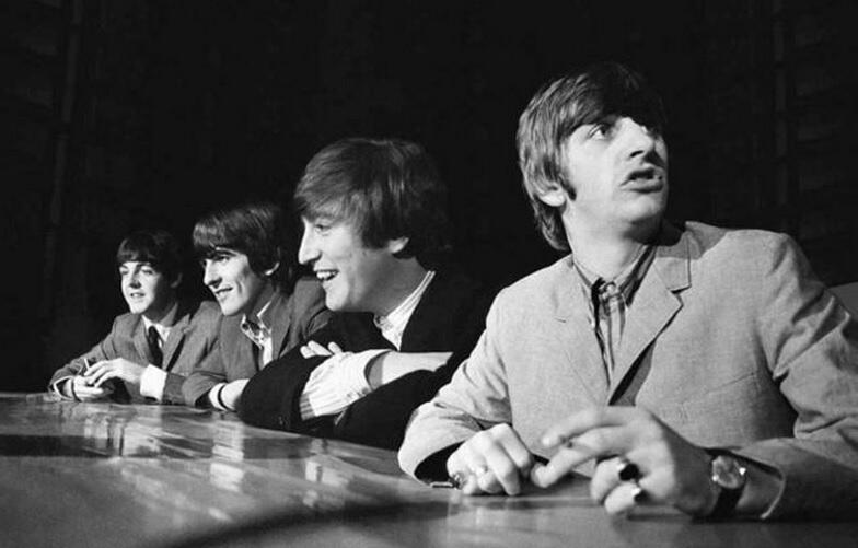 Foto - Foto Langka The Beatles Yang Bikin Merinding