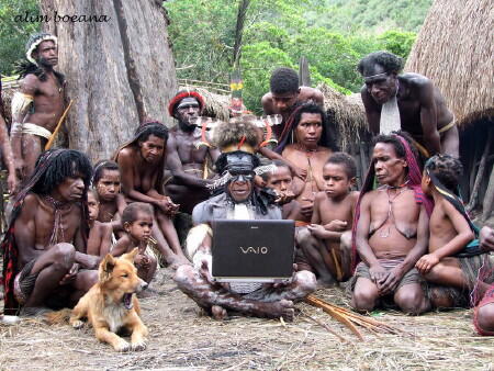 Ett dahh di Papua, pria gauli istri temannya itu lumrah (cekicrot gan!)