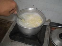 bikin ind-mie rasa spaghetti spanyol(anak kost,kontrakan masuk!)