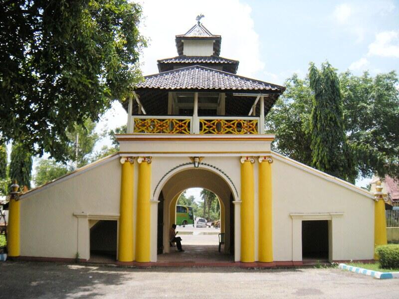 Yukk Mengintip Keindahan Kota Sumenep Madura